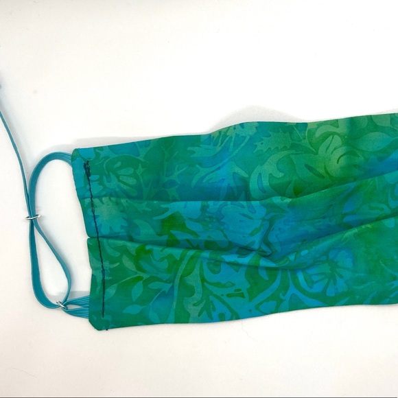 Central Perk Friends Adjustable Pleated Facemask - Picture 3 of 4